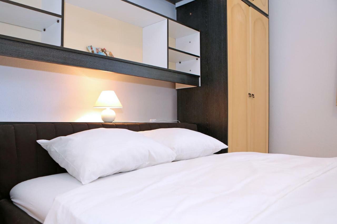 ורסי Apartman Charlie מראה חיצוני תמונה