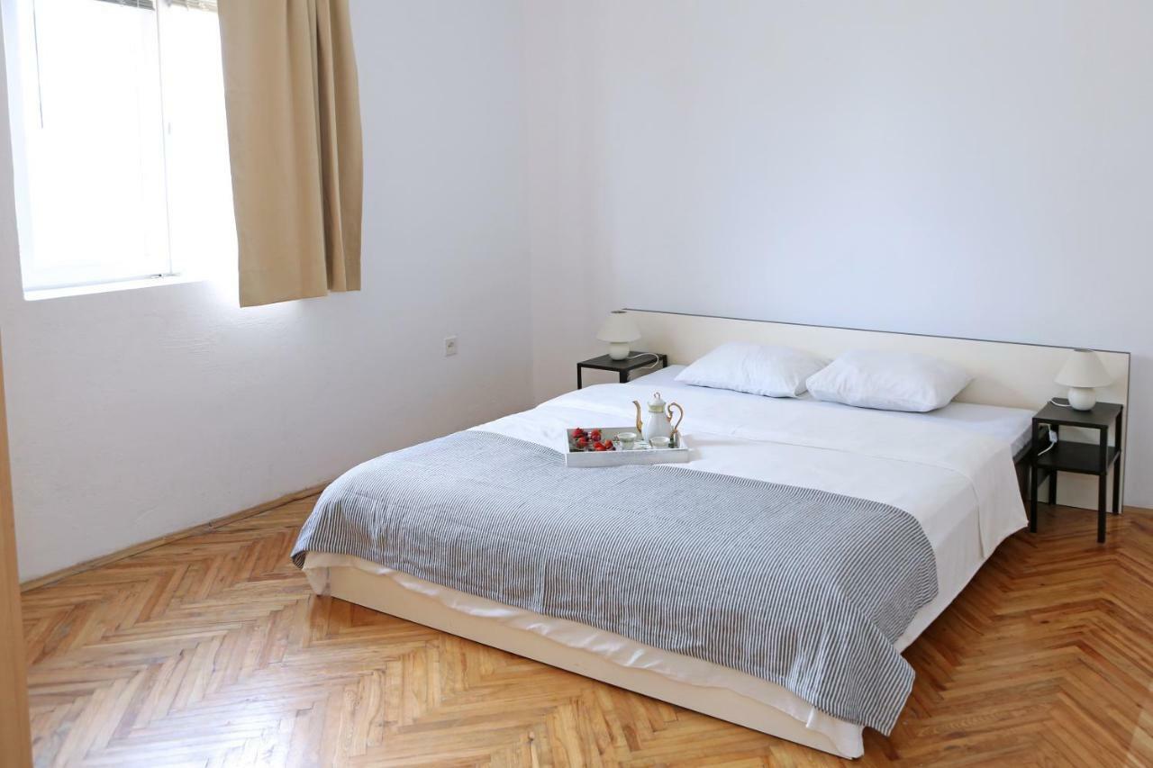 ורסי Apartman Charlie מראה חיצוני תמונה